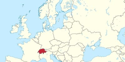 Mappa del mondo con la svizzera evidenziato